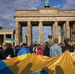 Новини світу - Більшість німців проти соцдопомоги для українських біженців - опитування