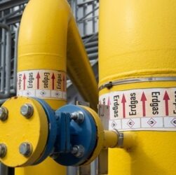 Новини світу - Чехія запропонувала Словаччині підтримку у постачанні газу