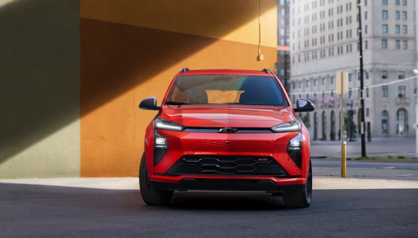 Авто новини - Chevrolet повертає електрохетчбек Bolt