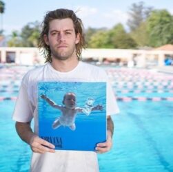 Новини культури - Чоловік з обкладинки Nevermind програв суд Nirvana