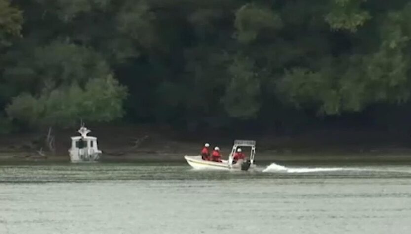 Новини світу - Човен з китайцями перекинувся на Дунаї, троє зникли безвісти - ЗМІ