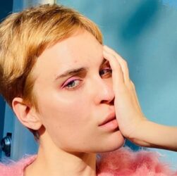 Новини культури - Донька Брюса Вілліса прийняла рису, через яку її цькували роками