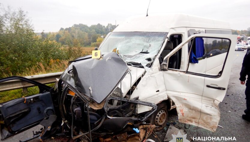 Новини України - ДТП на Рівненщині: загиблий і 6 постраждалих