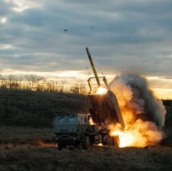 Новини України - HIMARS і дрони перебили росіян в болоті