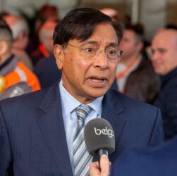 Новини бізнесу - Індійський мільярдер закуповує підсанкційну російську нафту - ЗМІ