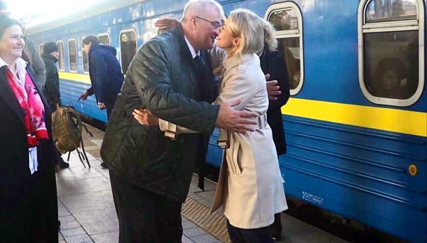 Новини України - Каллас прибула з візитом до Києва