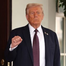 Новини світу - Китай запропонував Трампу $1 трлн інвестицій у США - ЗМІ