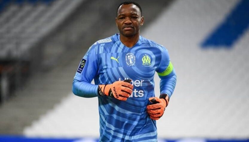 Новини спорту - Клуб Марсель увіковічив номер своєї легенди