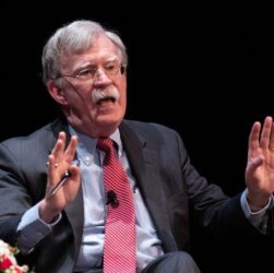 Новини України - Колишньому раднику Трампа висунули обвинувачення