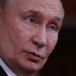 Новини світу - Кремлю стає важче "купити" людей в армію, Путін має два варіанти - ISW