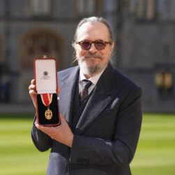 Новини культури - Легендарний актор Ґері Олдман отримав лицарський титул