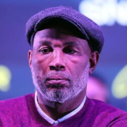 Новини спорту - Леннокс Льюїс закликав Усика завершити кар'єру, указавши на висоту польоту