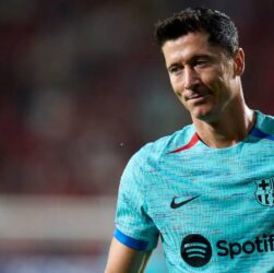 Новини спорту - Мілан розглядає трансфер зіркового форварда - ЗМІ