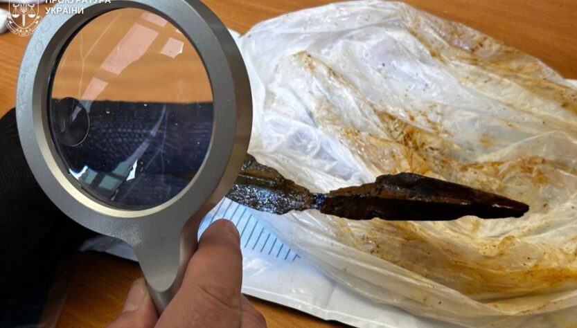 Новини України - На Львівщині "чорний археолог" намагався продати артефакти ІІ-ІІІ століть