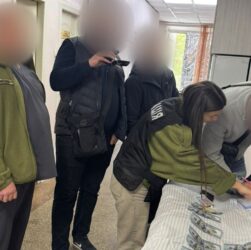 Новини України - На Одещині військового медика спіймали на хабарі