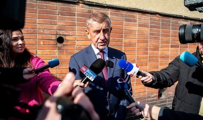 Новини світу - На виборах у Чехії перемагає партія колишнього премʼєра Бабіша