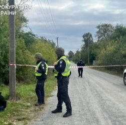 Новини України - На Житомирщині чоловік зарізав дружину та доньку