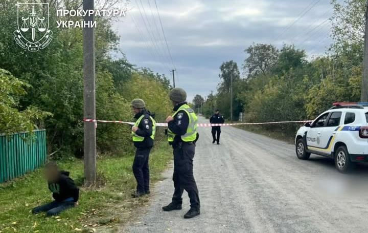 Новини України - На Житомирщині чоловік зарізав дружину та доньку