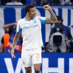 Новини спорту - Нападник Марселя повторив рекорд лауреата Золотого м’яча