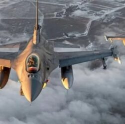 Новини світу - НАТО тричі перехоплювало літаки РФ над Балтикою