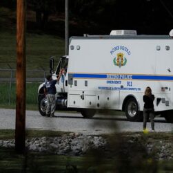 Новини світу - Названа кількість жертв вибуху на військовому заводі в США