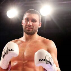 Новини спорту - Неймовірна серія: український супертяж здобув 16 перемог на профі-рингу