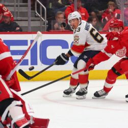 Новини спорту - НХЛ: Чикаго переміг Сент-Луїс у запеклому матчі