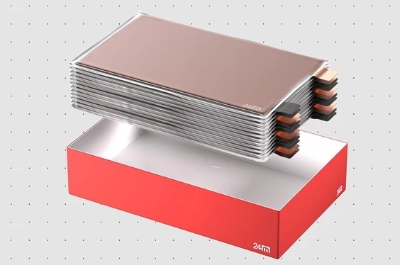 Авто новини - Новий акумулятор для електромобілів обіцяє на 50% більший запас ходу