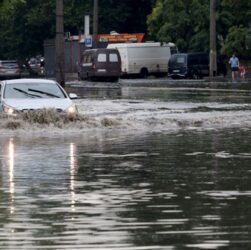 Новини України - Одеса пішла під воду: є жертви, а винна не лише погода