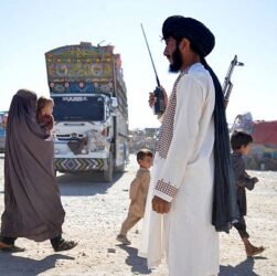 Новини світу - Пакистан погрожує Афганістану гідною відповіддю за наступ на його провінції