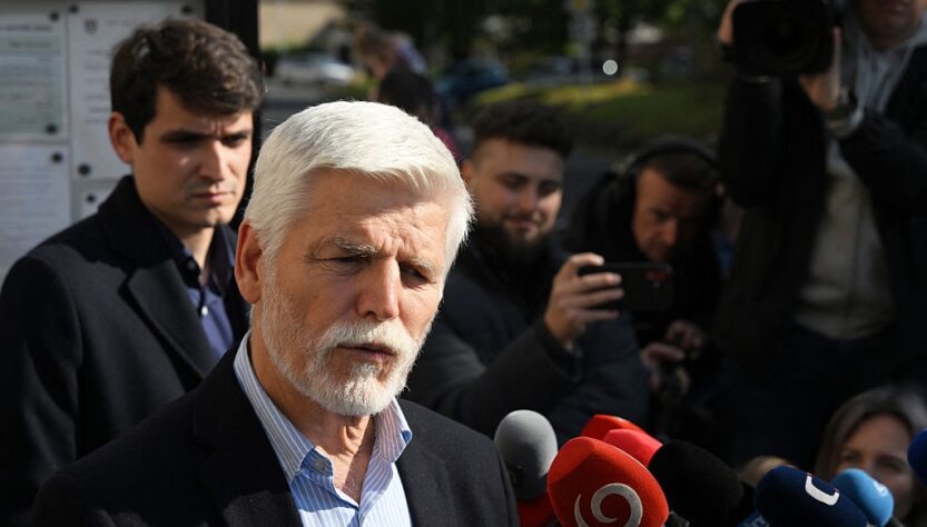 Новини світу - Павел заявив про ризики згортання ініціативи з постачання снарядів Україні