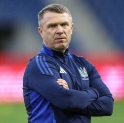 Новини спорту - Ребров відзначив згуртованість гравців на полі в матчі з Ісландією