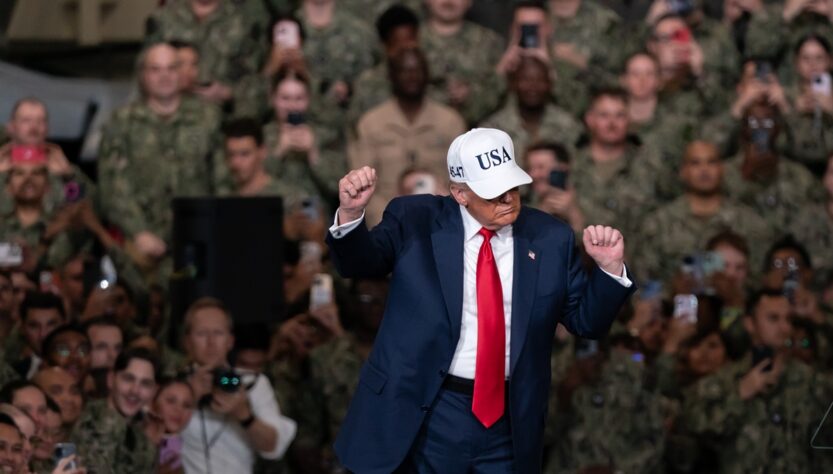 Новини світу - Рейтинг Трампа впав до найнижчої позначки з моменту повернення у Білий дім