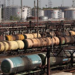 Новини бізнесу - Росія може стати залежною від імпорту пального на 60% - розвідка