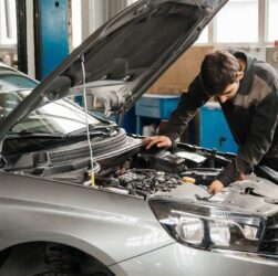 Новини бізнесу - Російський автогігант програє ринок китайським брендам - СЗРУ