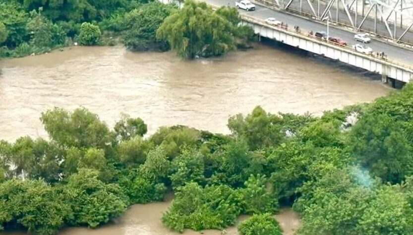 Новини світу - Сильні зливи в Мексиці забрали понад два десятки життів