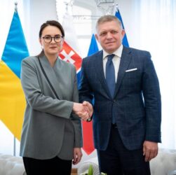 Новини світу - Словаччина не блокуватиме вступ України до ЄС - Фіцо