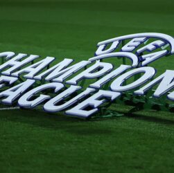 Новини спорту - Справа трансляції матчів УЄФА може бути залагоджена продажем прав Netflix