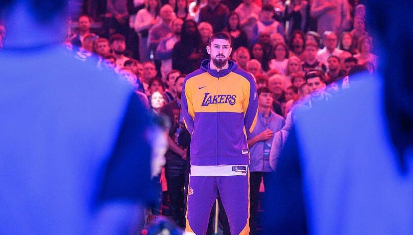 Новини спорту - Станіслав Медведенко, який виступав в НБА, оцінив перехід Леня в Реал