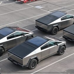 Авто новини - Tesla відкликає понад 63 тисячі Cybertruck