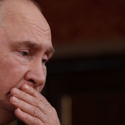 Новини світу - The Telegraph: Росія нарешті починає ламатися