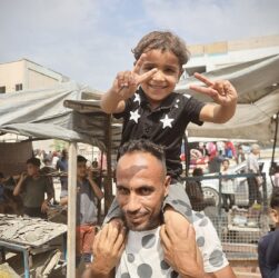 Новини світу - Тисячі мешканців Гази повертаються додому