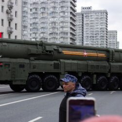 Новини світу - Тривог побільшає. Ядерні навчання в Росії