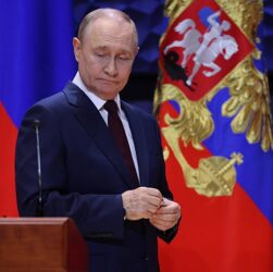 Новини світу - У день народження Путіна в якутському місті оголосили жалобу: реакція в РФ