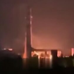 Новини світу - У двох регіонах РФ атаковані енергооб'єкти