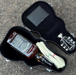 Новини Києва - У Києві поліцейський вимагав $25 тисяч у бізнесмена