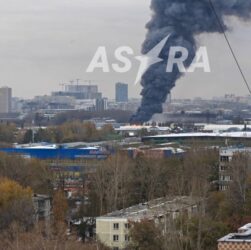 Новини світу - У Новосибірську сталася пожежа на території заводу