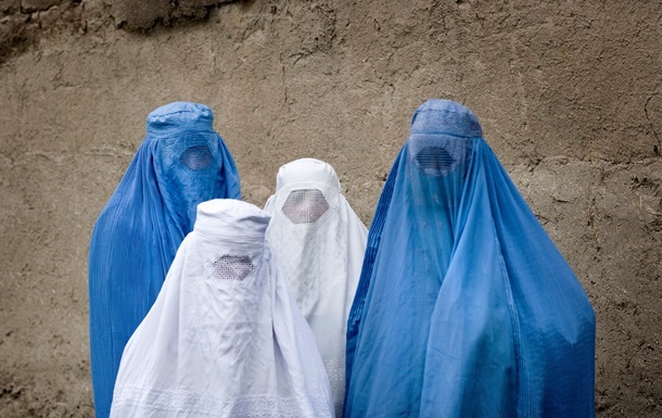 Новини світу - У Португалії ухвалили закон, що забороняє одяг, який закриває обличчя