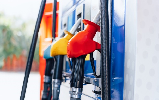 Новини світу - У РФ на мережах АЗС Медведчука виник дефіцит бензину