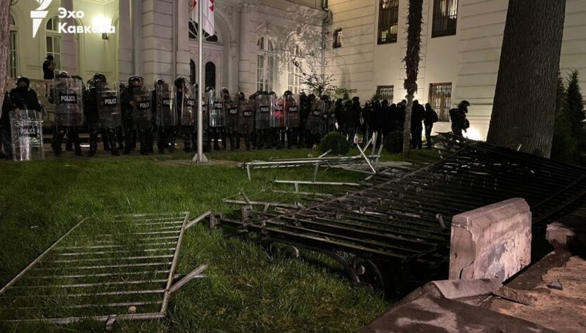 Новини світу - У Тіблісі тривають акції протесту